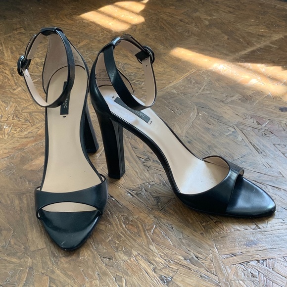 Black leather open toe zara ankle strap heels - Picture 1 of 7